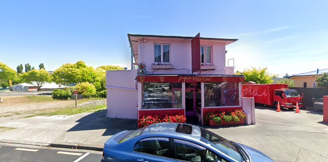 Pipi pizza café and pizza truck, bistro style restaurant