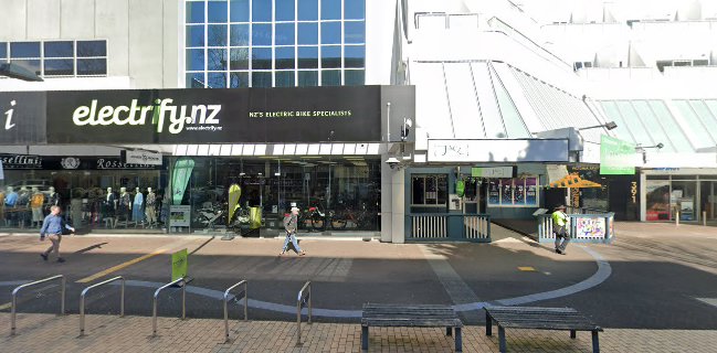 Central Lounge Bar & Dining