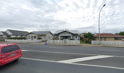 Simmer Cakes and Specialty Biscuits