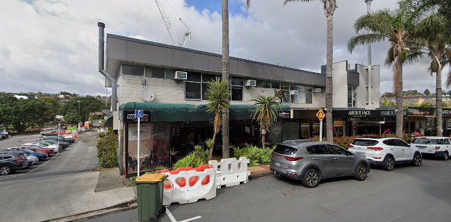 Montrose Cafe, Bistro and Bar