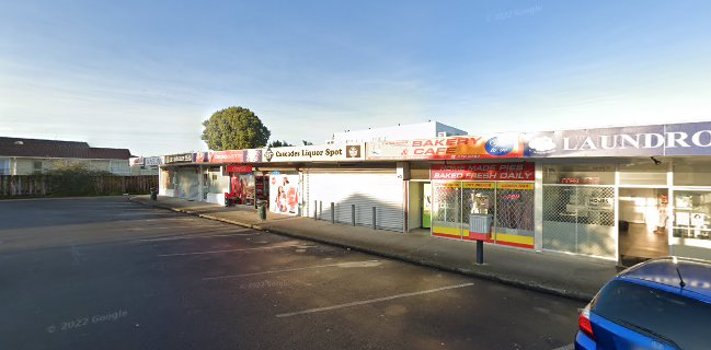 Cascades Bakery & Cafe