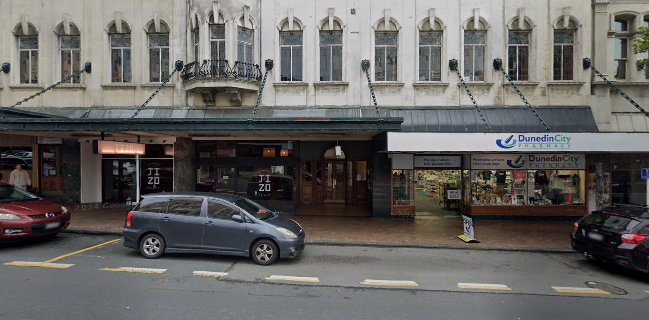 Pequeno Wine & Cocktail