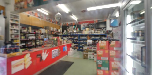 Opinii despre The Bottle-O Naenae în Lower Hutt - Hospitality and gastronomy