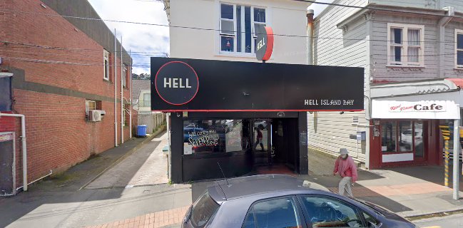 129 The Parade, Island Bay, Wellington 6023, New Zealand