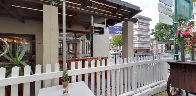 CrunchTower Desserts&Drinks