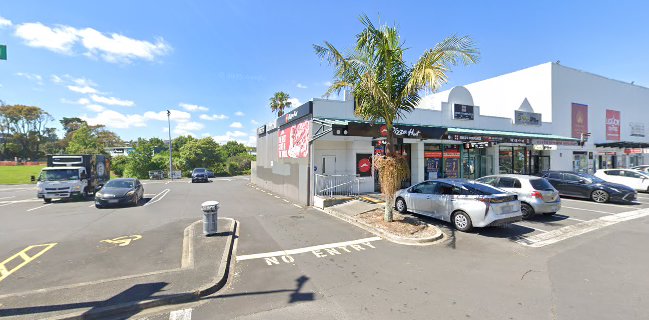 Pizza Hut Highland Park - Auckland