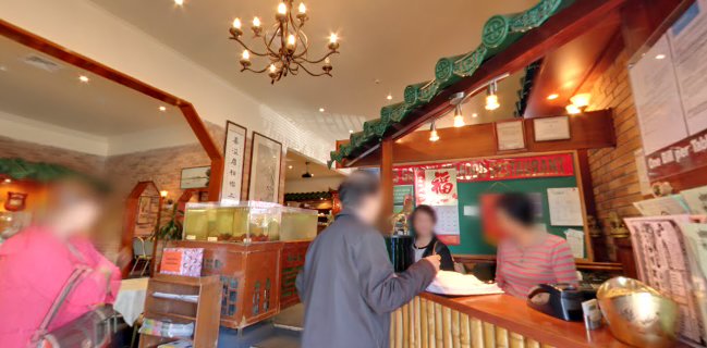 Hees Garden Seafood Restaurant - Hospitality and gastronomy