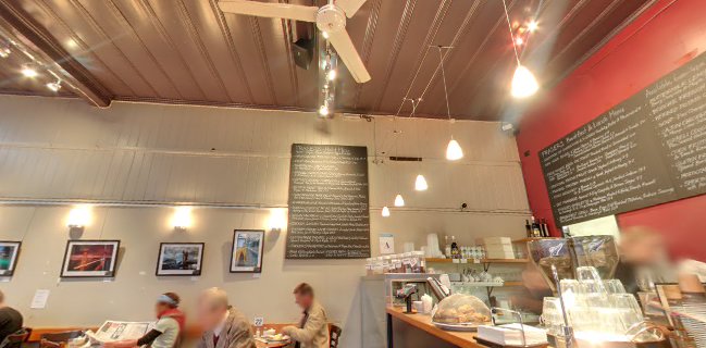 Comments and reviews of Frasers