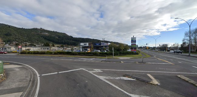 BurgerFuel Fairy Springs