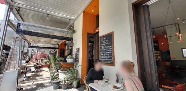 Sylvia Park Shopping Centre 66 Dining Lane, Mount Wellington Highway, Auckland 1060, New Zealand