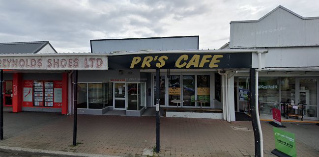 Comments and reviews of PR's Cafe & Restaurant