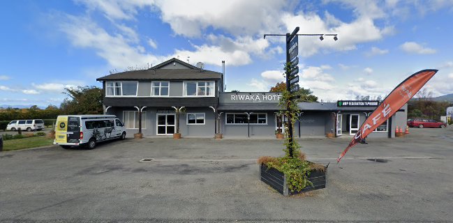 Riwaka Hotel Phone number