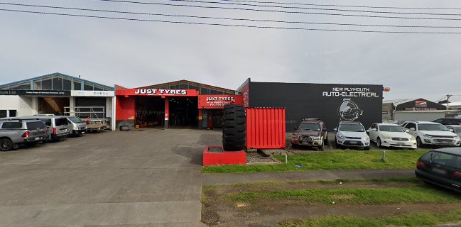 The Cupboard & Kitchen Place