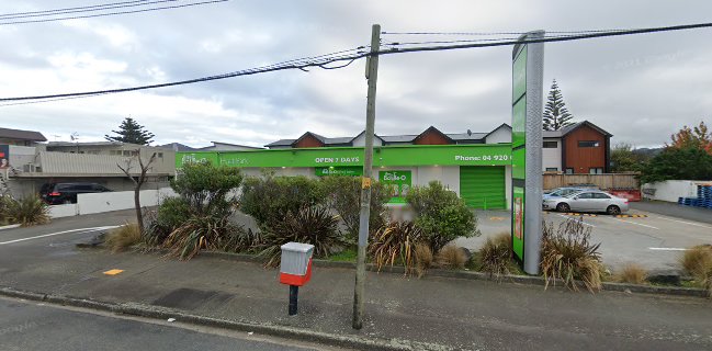 Comentarii opinii despre The Bottle-O Hutt Park