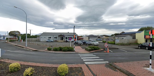 Comentarii opinii despre Black Bull Liquor Manaia