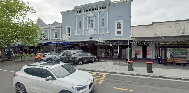 Alhambra Restaurant & Bar