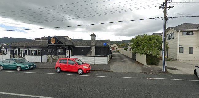 Luanne’s Ararino Bar & Bistro